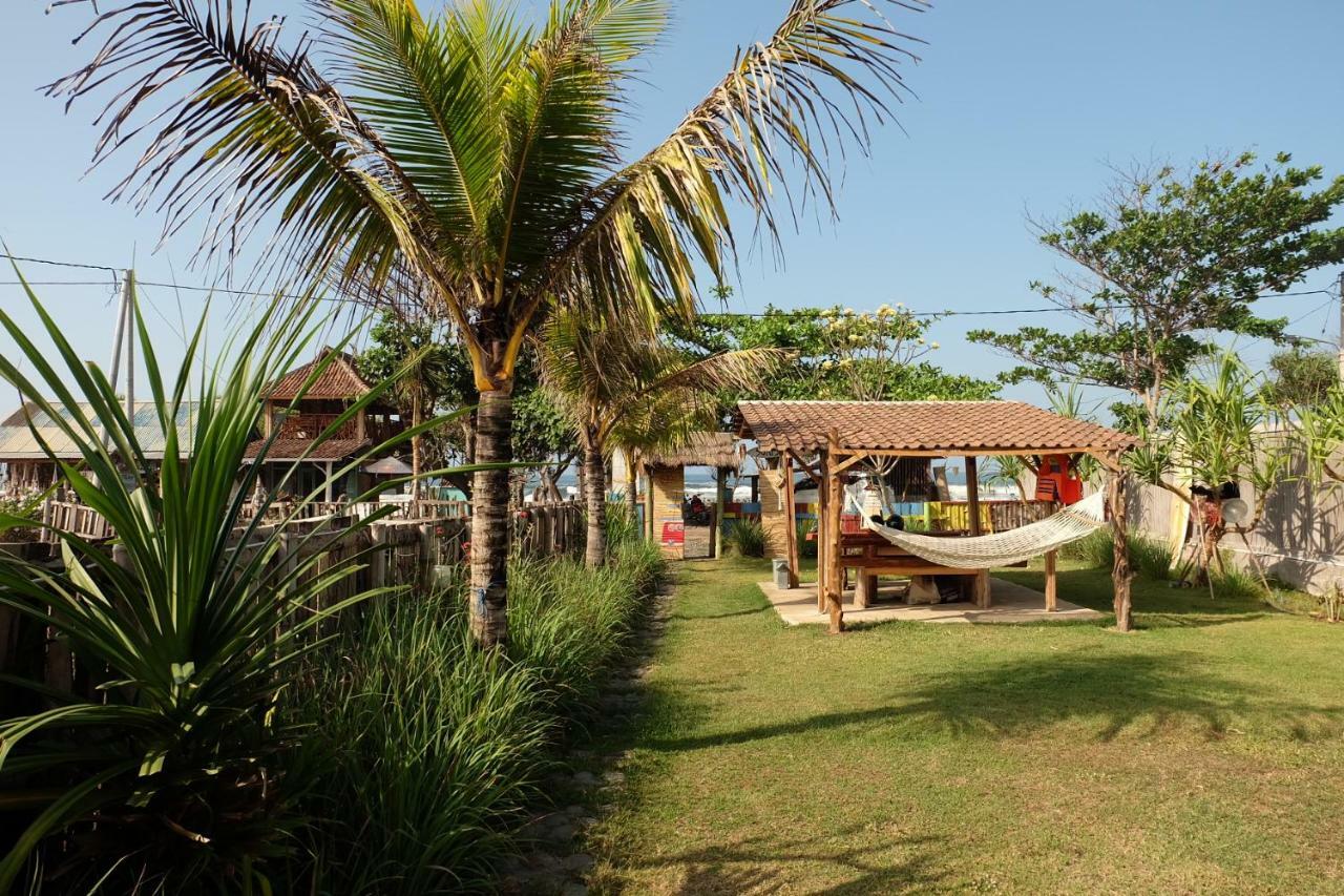 The Nyamo Surf & Stay Pulukan Exteriör bild
